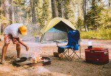 What to take when camping? Check out our must-have list!